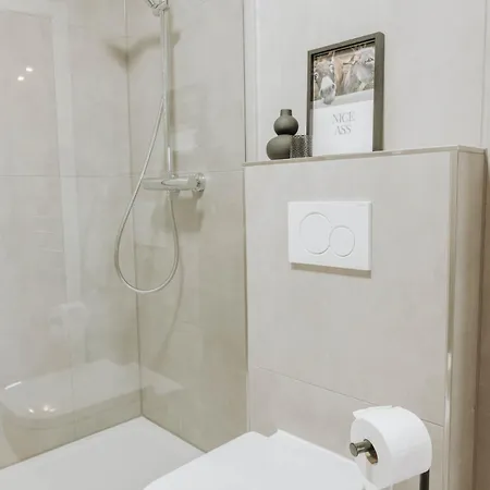 Apartament - Living Six